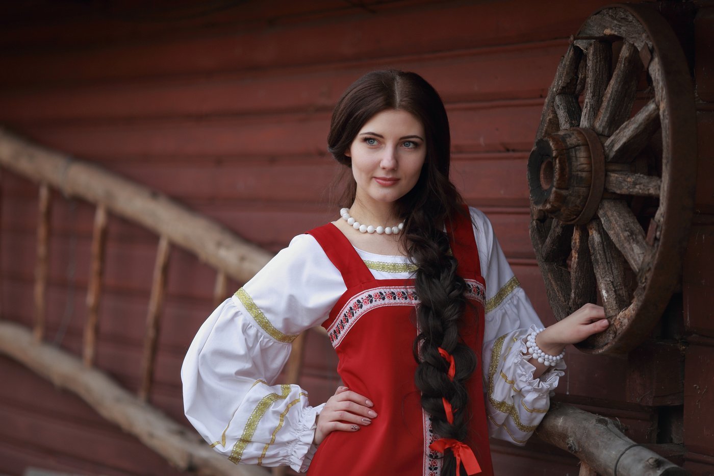 Girls in Slavic costumes in Honiara